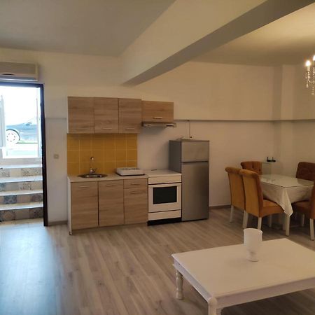 Superior Chic Family Apartment Καλαμπάκα Εξωτερικό φωτογραφία